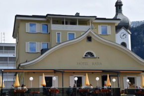 Отель Hotel Rätia  Иланц